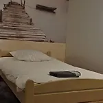 Spacious Apartment In Green District.