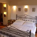 Spacious Apartment In Green District.